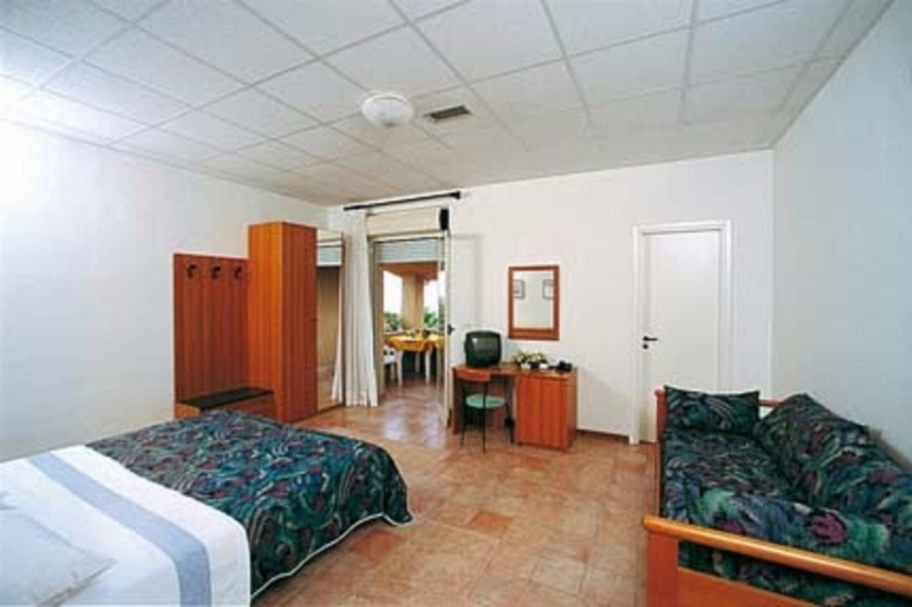 La Pace Village Residence Club Tropea Buitenkant foto
