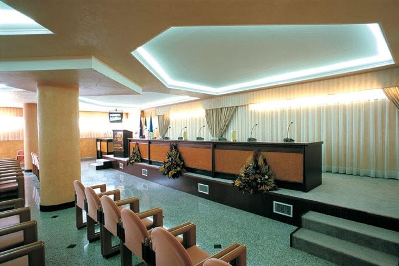 La Pace Village Residence Club Tropea Buitenkant foto