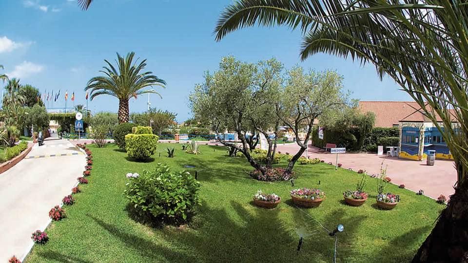 La Pace Village Residence Club Tropea Buitenkant foto